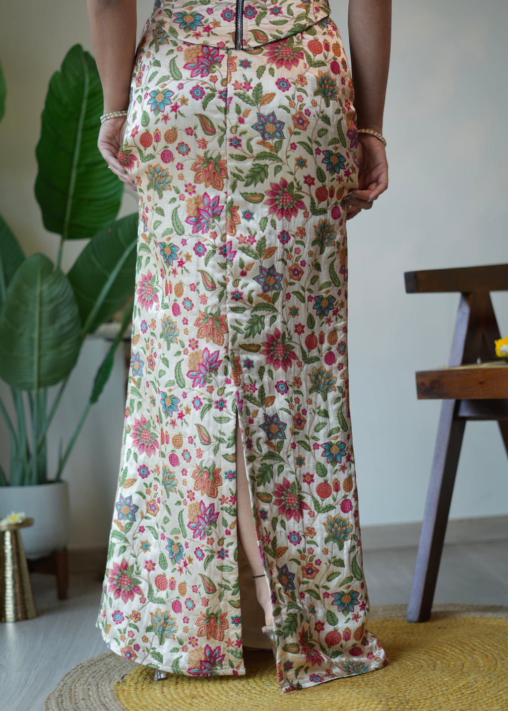 Tara Straight Skirt Set
