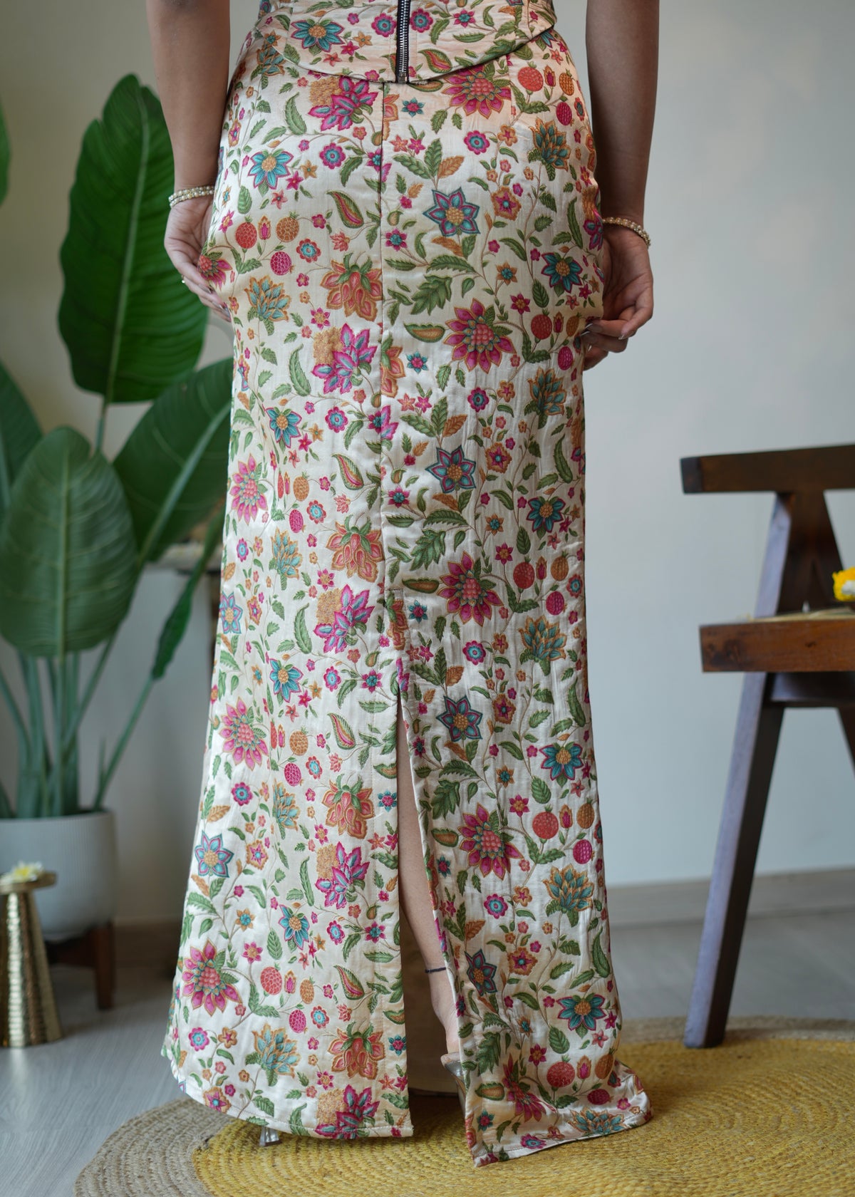 Tara Straight Skirt Set