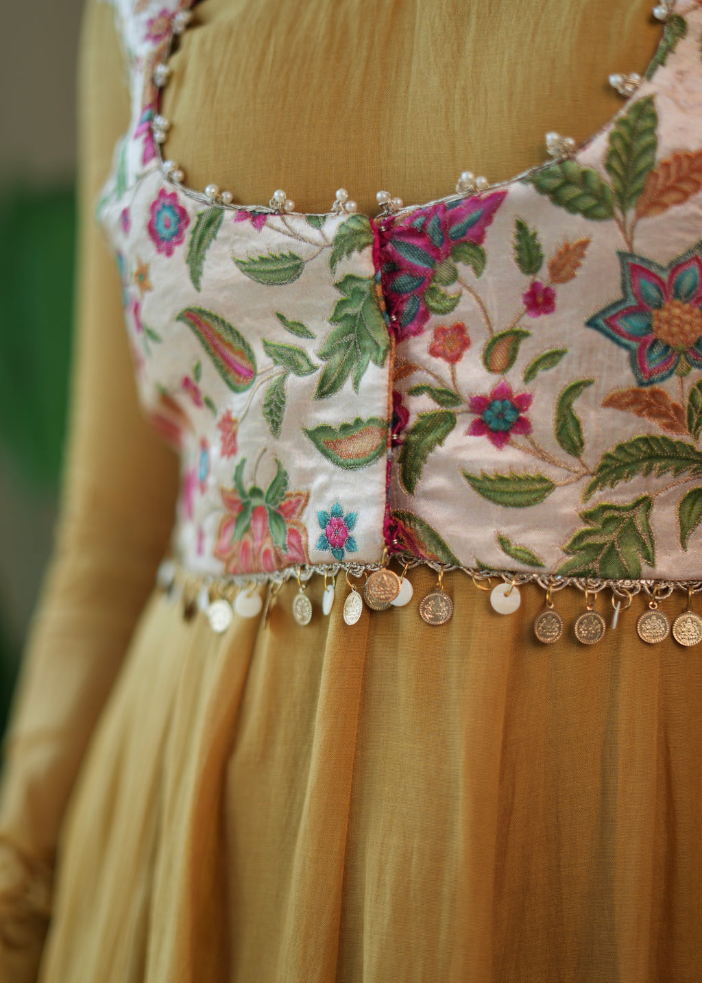 The Gardenia Reversible Koti