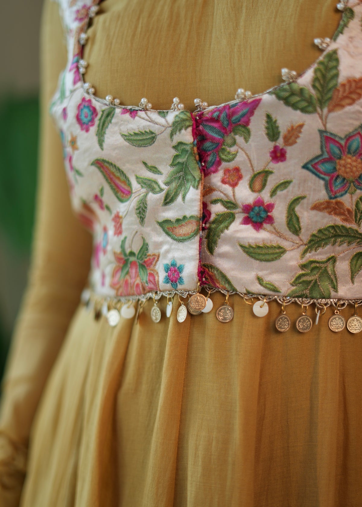 The Gardenia Reversible Koti