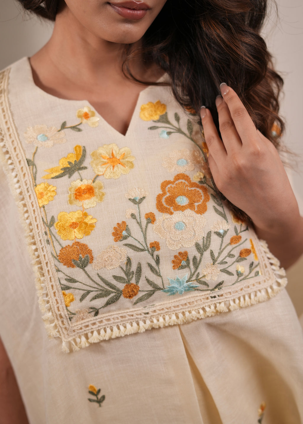 Kesar Kaaftan Set