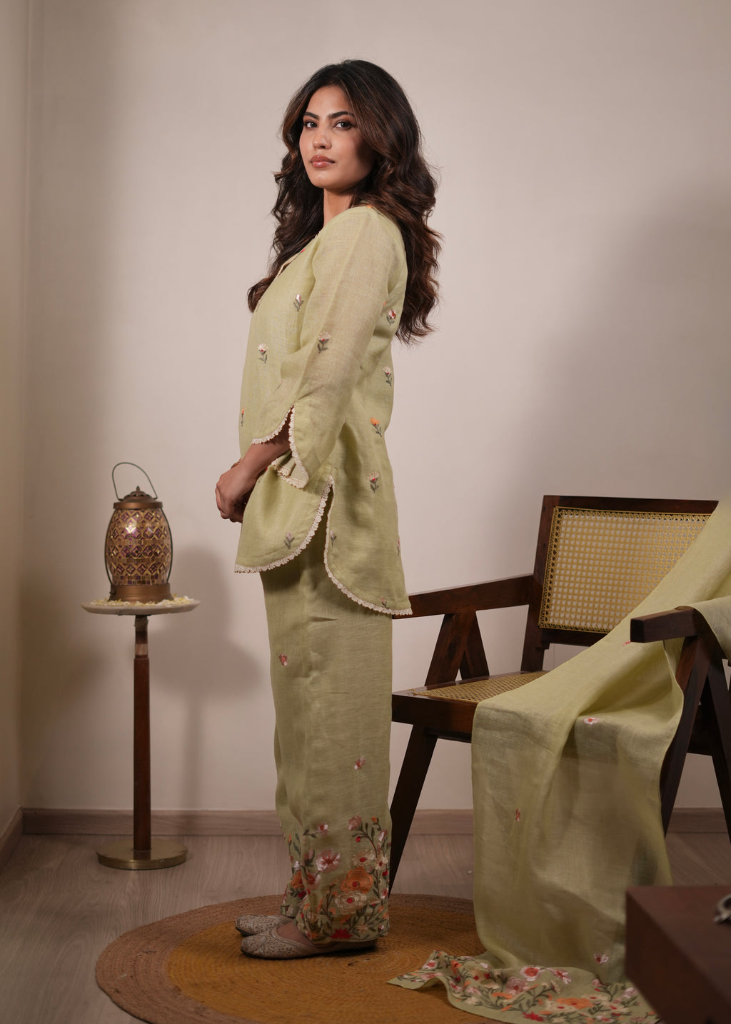 Pista Kurta Set