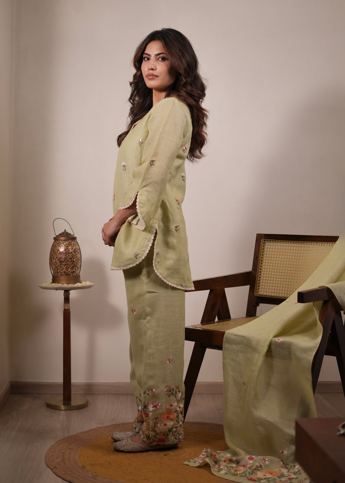 Pista Kurta Set
