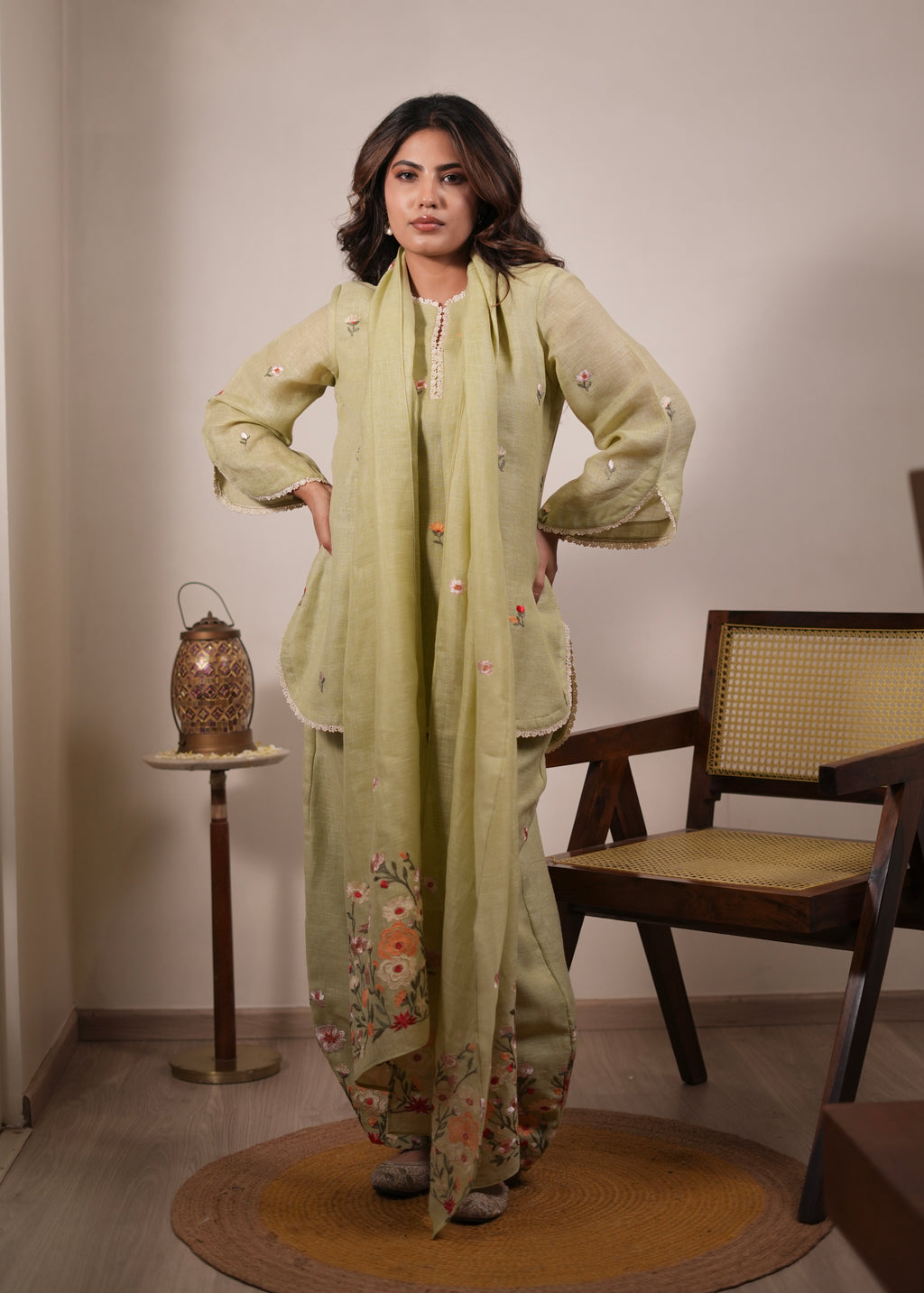 Pista Kurta Set