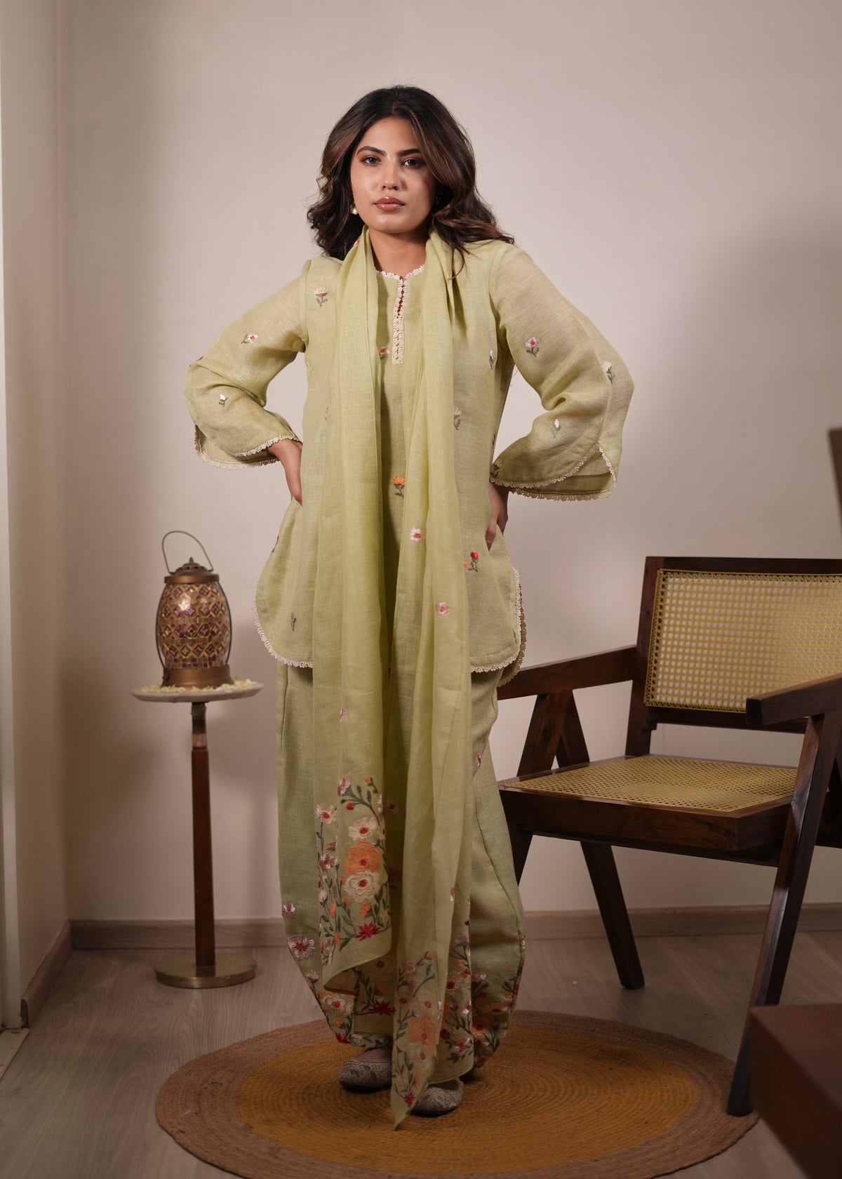 Pista Kurta Set