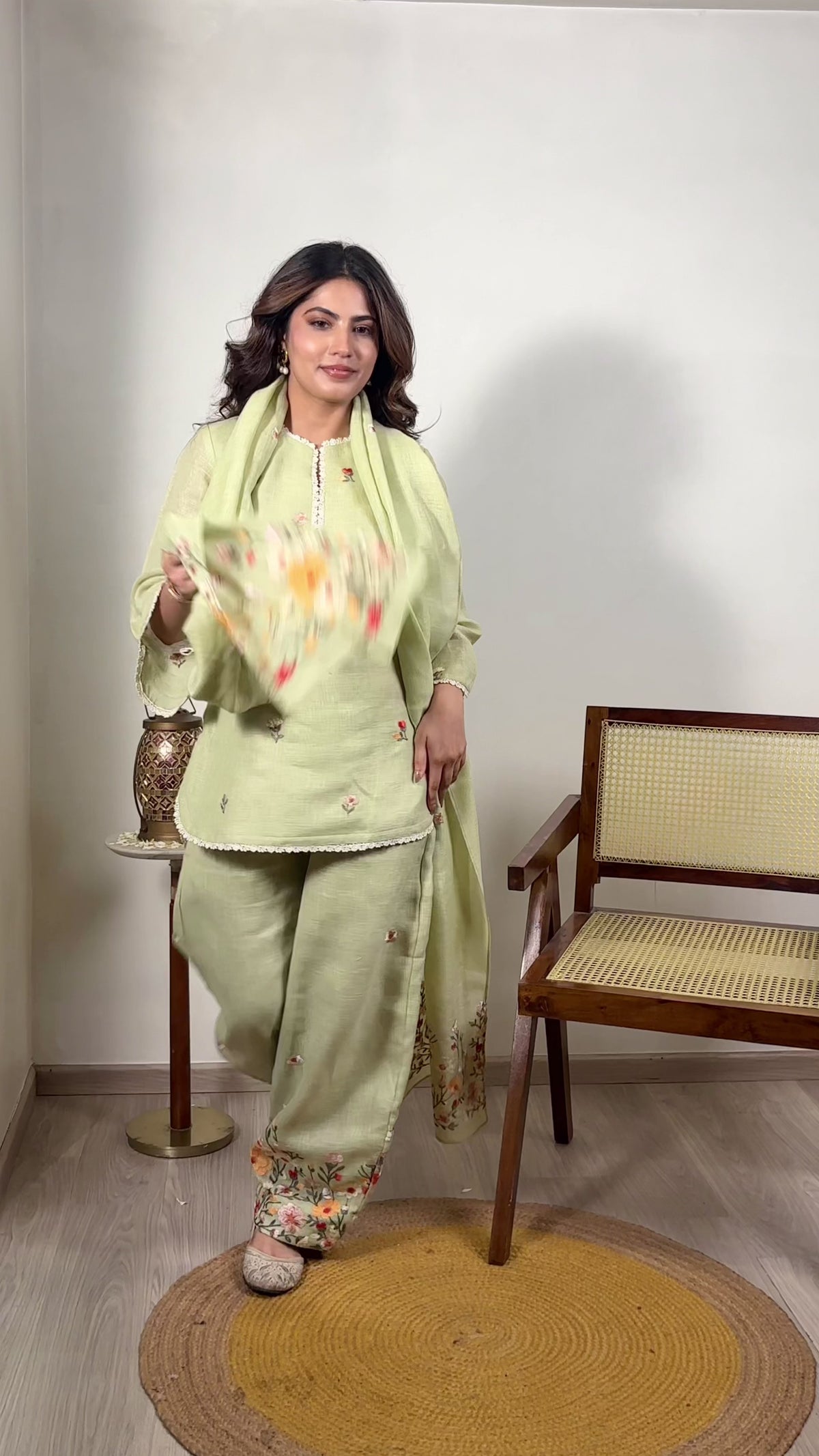 Pista Kurta Set